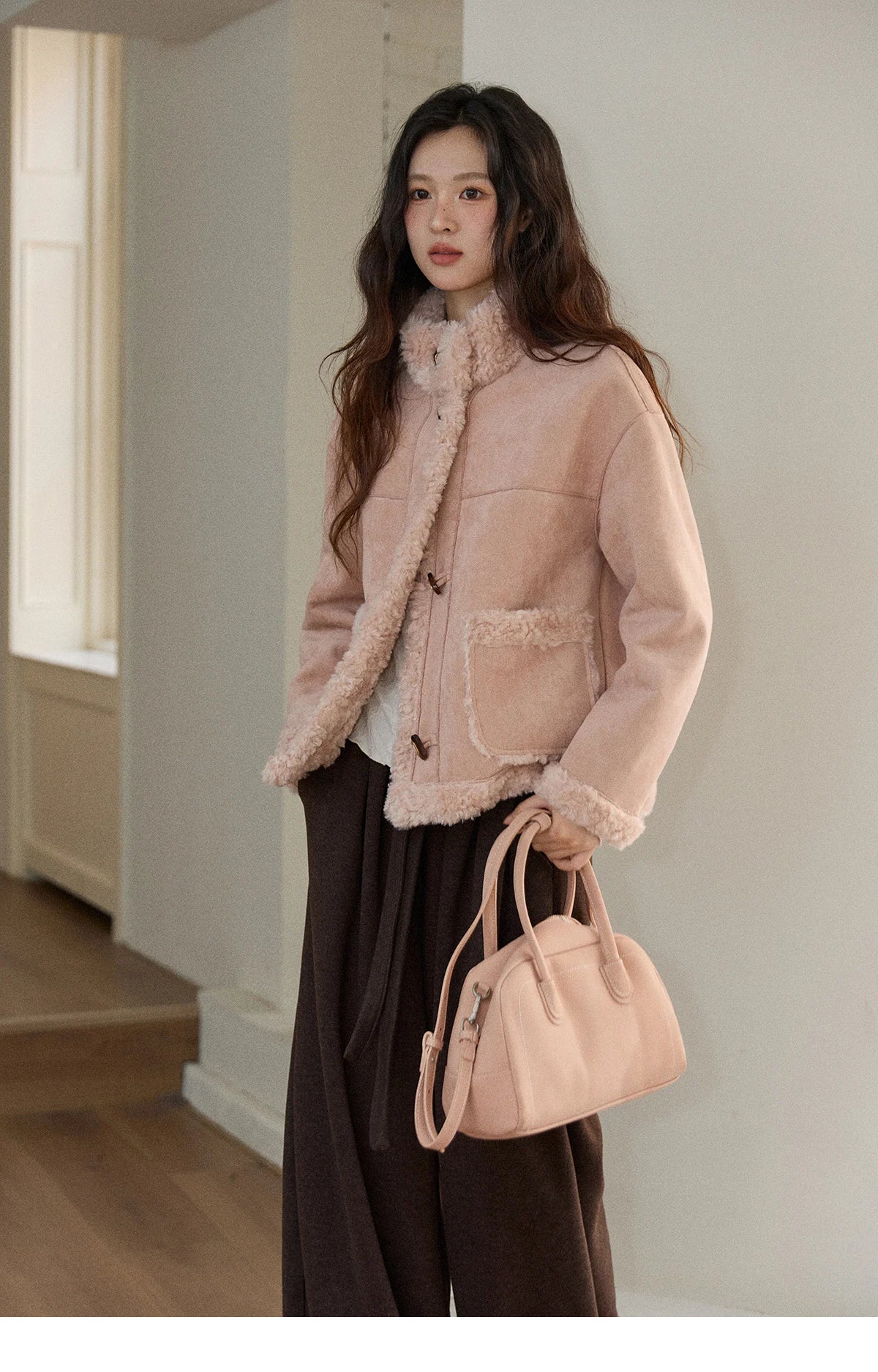 MISHOW Winter Jacket Women 2025 Elegant Luxury Suede Composite Fur Stand-up Collar Short Jacket Windproof Warm Coat MXE87W0941