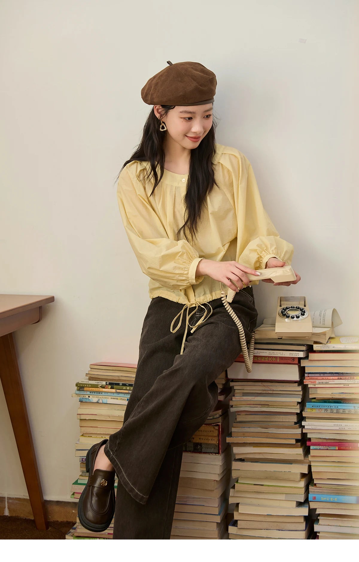 MISHOW Light Yellow Pleated Shirt 2025 Autumn Drawstring Hem Lantern Sleeve Top O-neck Cotton Blend Casual Shirts MXE45X2490
