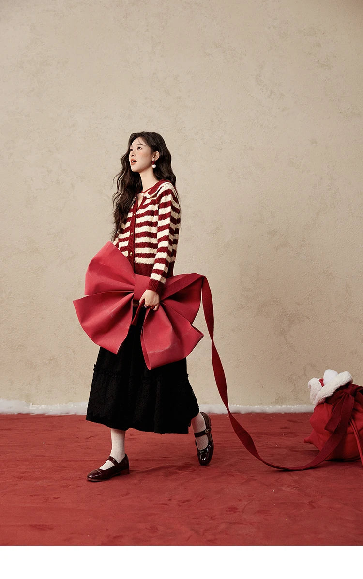 MISHOW Christmas Red Striped Turn Down Collar Cropped Cardigan Thickened Warm Wool Blend Sweater Soft Knitted Tops MXD58Z1038