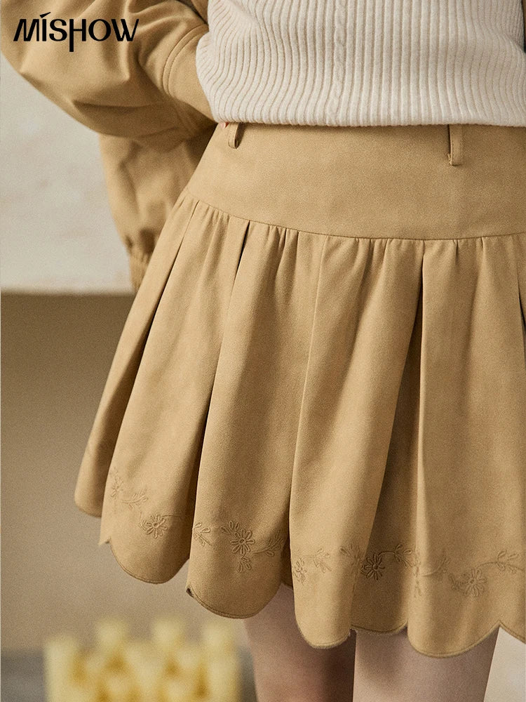 MISHOW Women's Embroidered Sweet Short Skirt 2025 Autumn Winter Pleated Solid Short Skirt High Waist Hem Wavy Skirts MXE87B2451