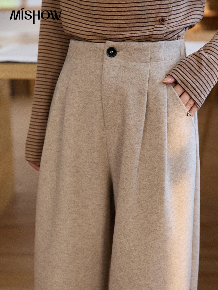 MISHOW  Women's Winter Pants 2025 Retro Trousers with Three-dimensional Pleats Pants Pocket Decoration Wide Leg Pants MXE90K1129