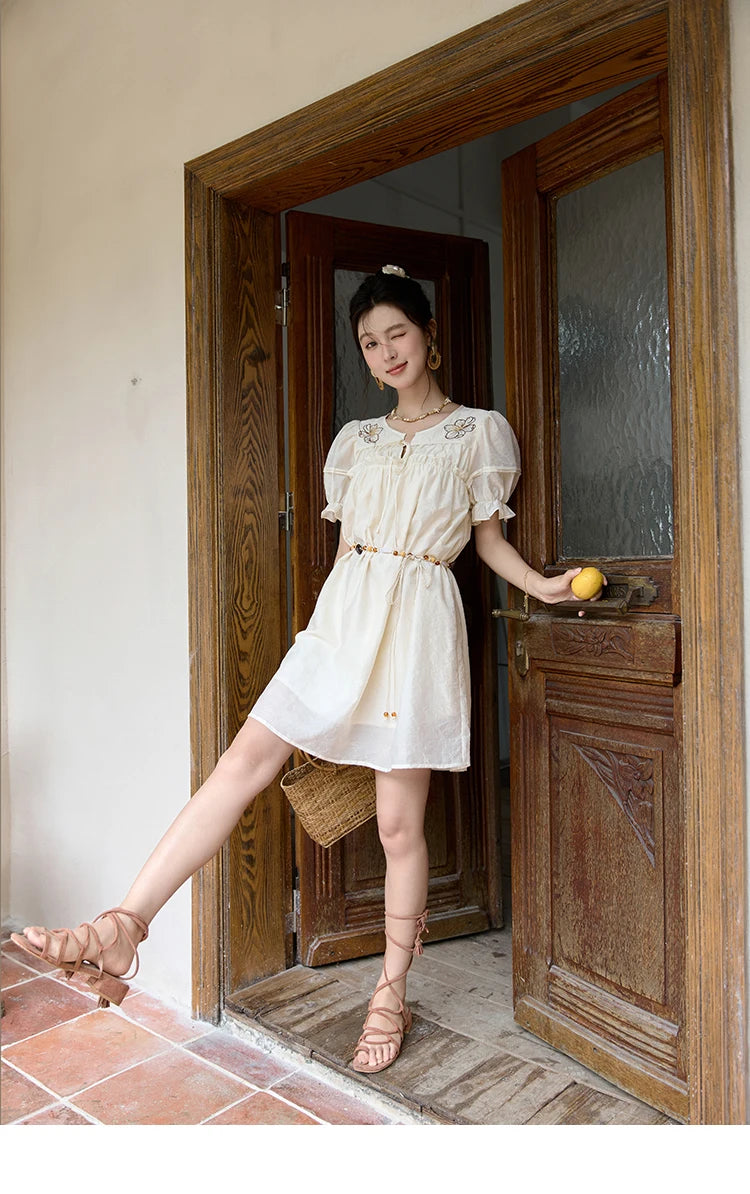 MISHOW Vacation Retro Sweet Dress for Women 2025 Summer Jacquard Embroidered Bubble Sleeve Dresses with Bohemian Belt MXD30L1864