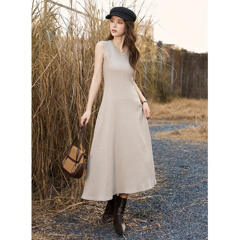 MISHOW Knitted Round Neck Sleeveless Dress for Women 2025 Autumn  French Slim Fit Waist Solid A-LINE Pullover Dresses MXC43L1590