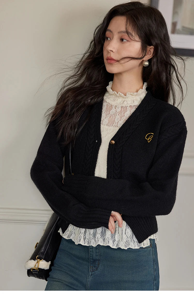 MISHOW Elegant V-neck Sweater Women's Long-sleeved Knitted Jacket 2025 Fall Winter New Korean Vintage Short Cardigan MXD48Z0848