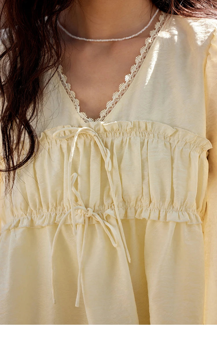 MISHOW Women's Jacquard Lace V-neck Blouses 2025 Spring Ruffled Wavy Design Blouse Slim Elegant Commuting Sweet Top MXE12C0397