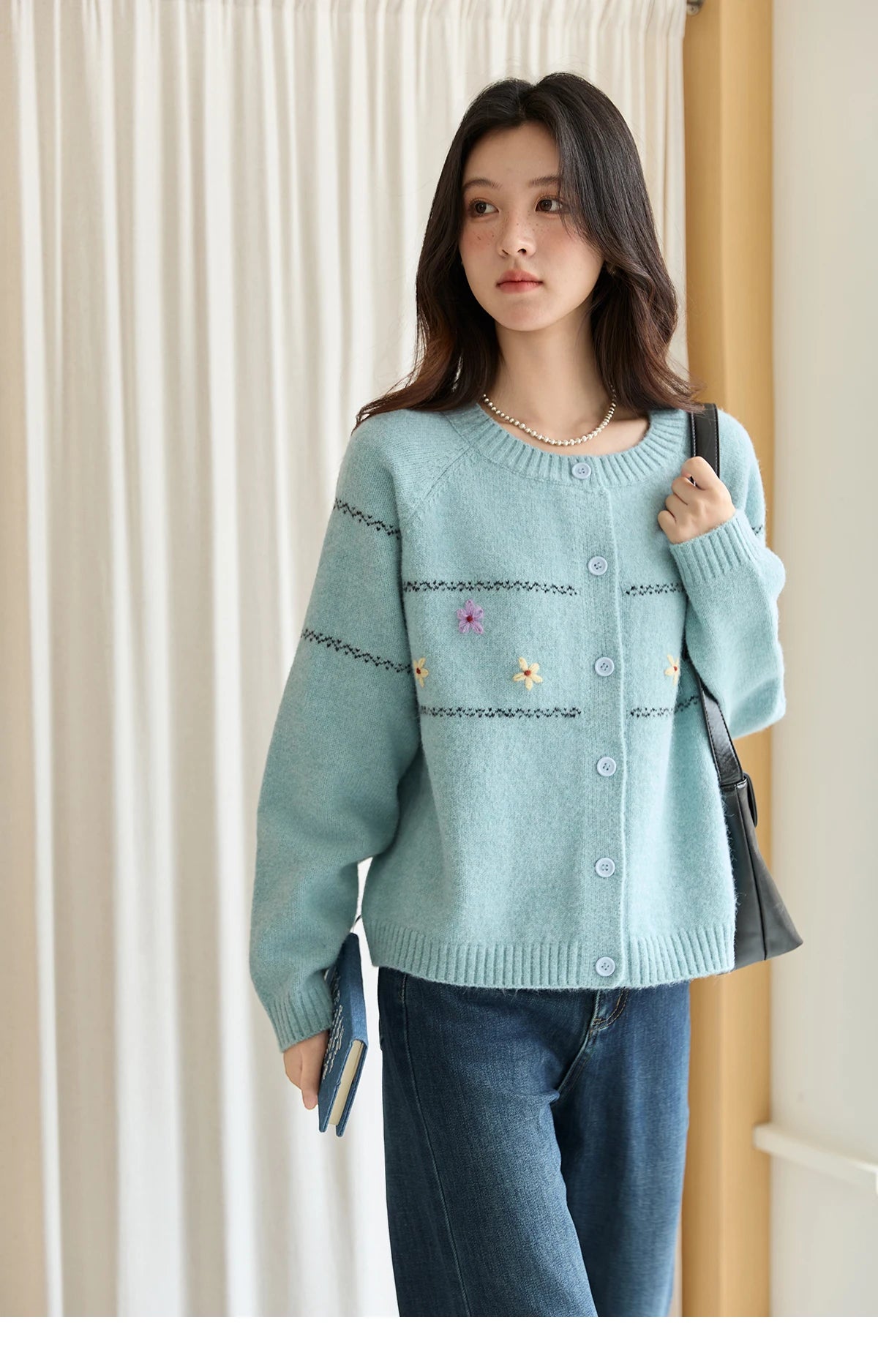 MISHOW Women Cardigan Long Sleeve 2025 Autumn Winter Flower Embroidered Knitted Cardigan Commute Loose Blue Knit Top MXE46Z2581