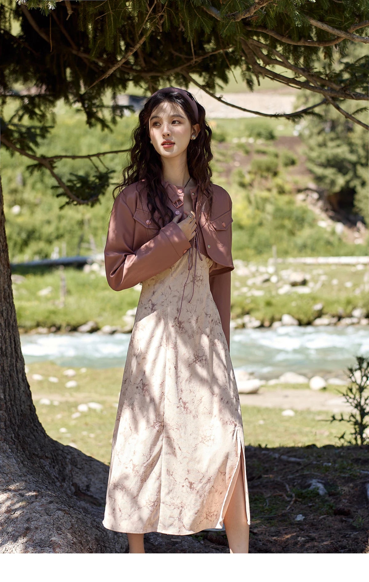 MISHOW Leather Patchwork Floral Strap Dress for Autumn 2024 Lace-up Hem Side Slit Dress Sleeveless Camisole Dresses MXD43L2031