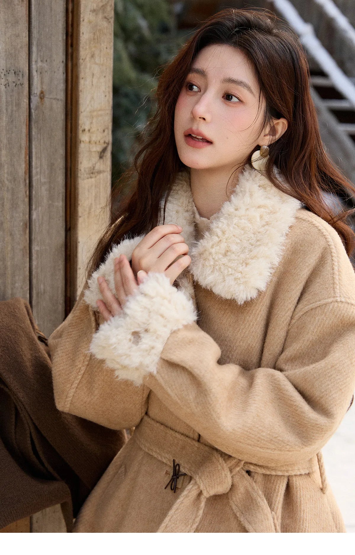 MISHOW Women's Thick Wool Blend Coat 2025 Winter Korean Retro Fleece Patchwork Coats Belted Lapel Elegant Overcoat MXE92W0997