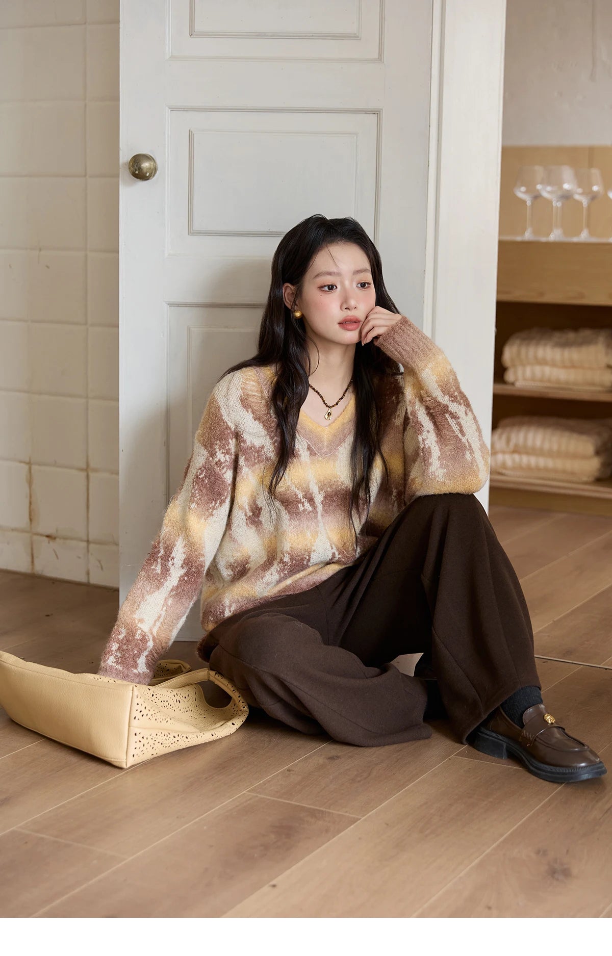 MISHOW Yellow Coffee Gradient Sweater Women 2025 Autumn Winter New V-neck Cable Knit Top Retro Commute Loose Sweater MXE51Z2627