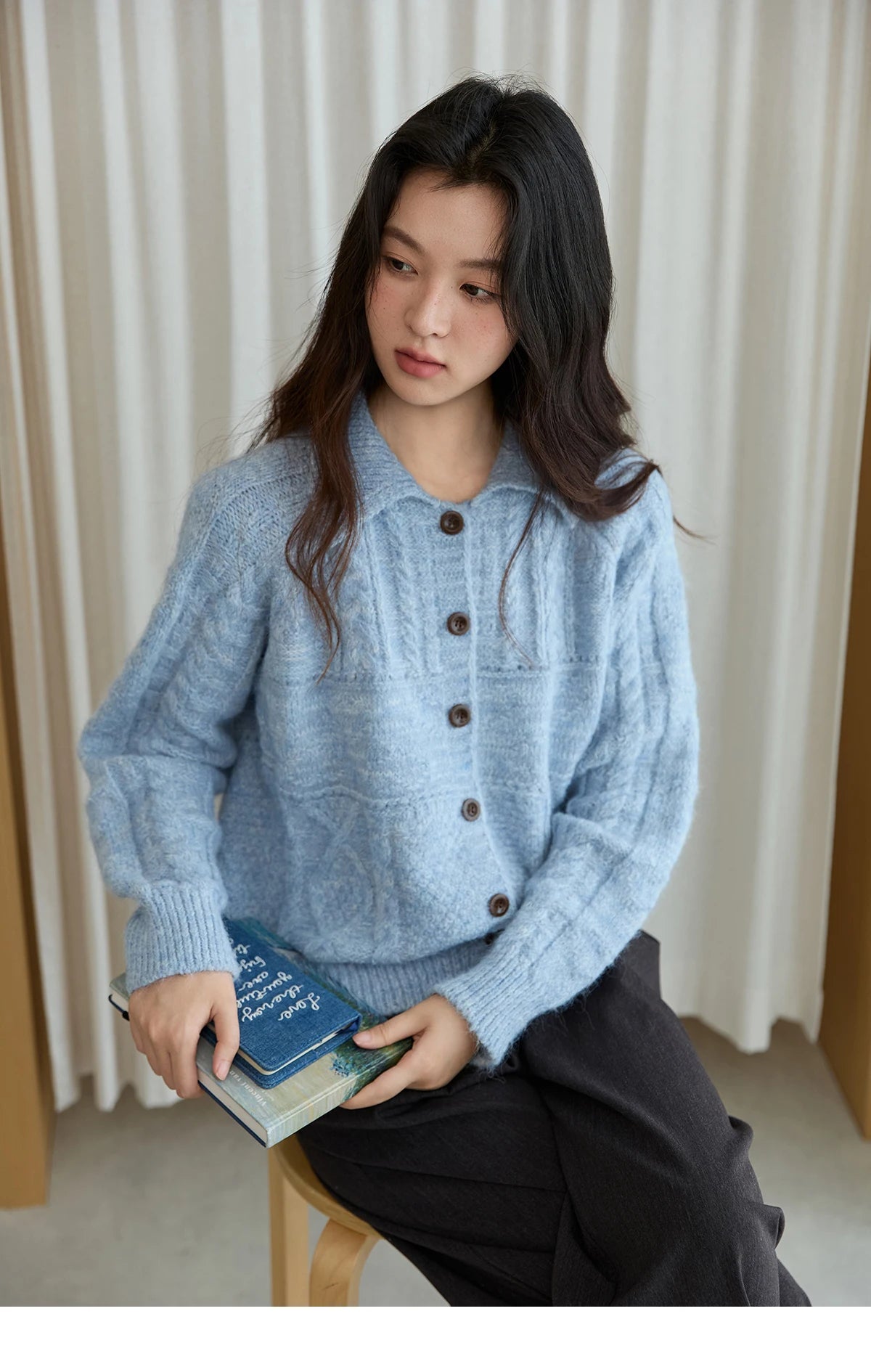 MISHOW Knitted Cardigan Women 2025 Autumn Winter Simple Turn-down Collar Loose Comfortable Single-breasted Sweater MXE48Z2611