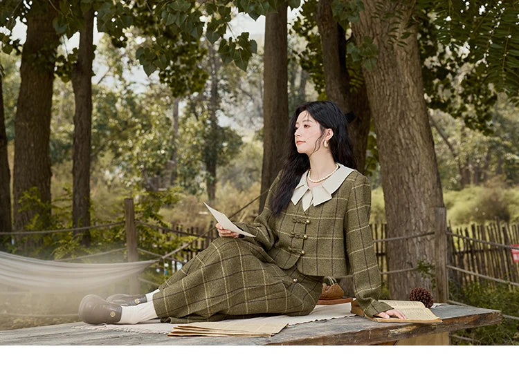 MISHOW Retro Plaid Tweed Jacket Short Skirt Separately Women 2024 Winter Doll Collar Jacket Pleated Mid Length Skirt MXD48W0469