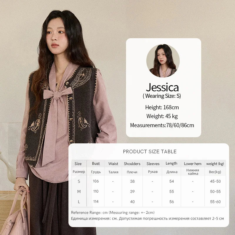 MISHOW Patterned Embroidered Vest for Women 2025 Retro Crew Neck Sleeveless Knitted Vest Commute Women's Winter Vest MXE86Z2745