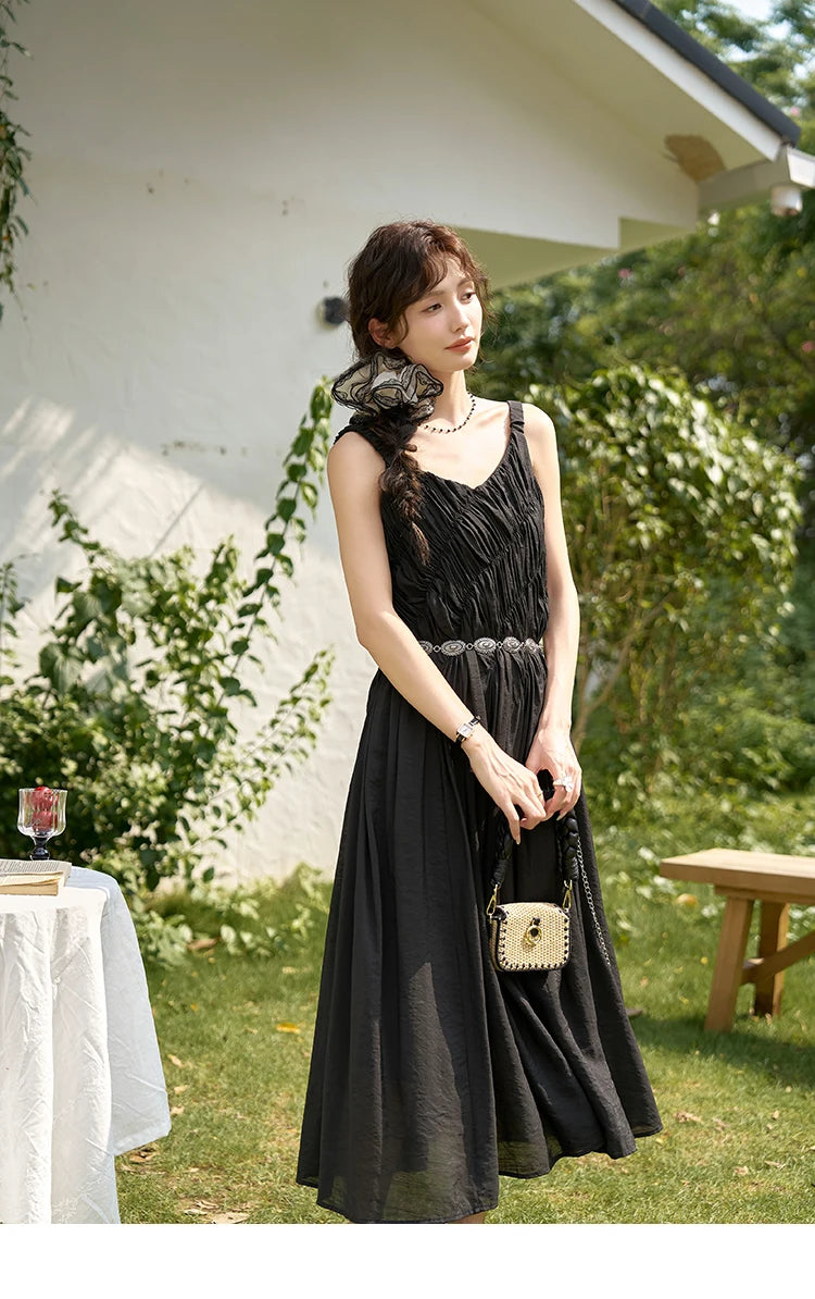 MISHOW French Retro Pleated Upper Suspender Dress for Women 2024 Summer Vacation Sleeveless Solid Mid Length Dresses MXD26L1939