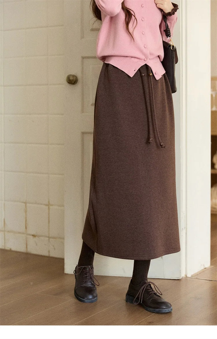 MISHOW Woman Brown Skirt 2025 Retro High Waist Loose Fitting Half Body Skirt with Back Split Straight Leg Long Skirt MXE90B2447