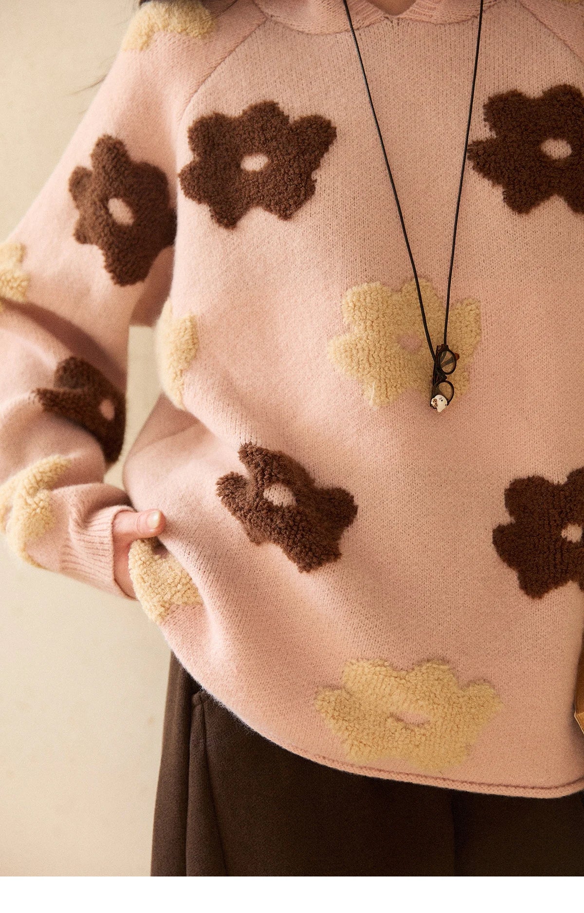 MISHOW Women's Floral Hooded Thick Sweater 2025 Loose Comfortable Pink 3D Jacquard Casual Long-Sleeved Pullovers MXE90Z2786