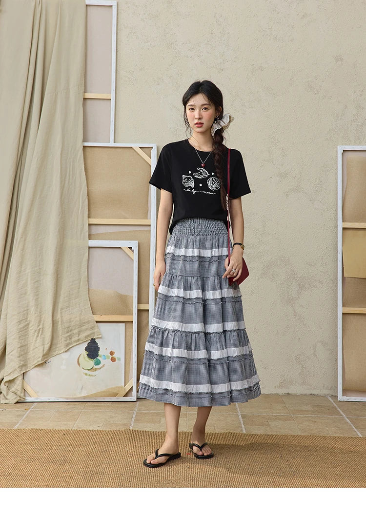 MISHOW Women's Shell Embroidered T-shirt 2025 Summer Short Sleeve Cotton Blend Tops Loose Slim Round Neck Casual Tees MXE34T0570