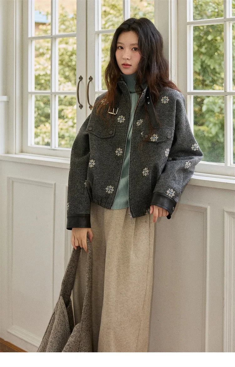 MISHOW Women's Wool Blend Jacket 2025 Winter Retro Small Flower Embroidery Decorated Coat Turtleneck  Zipper Jacket MXE86W0906