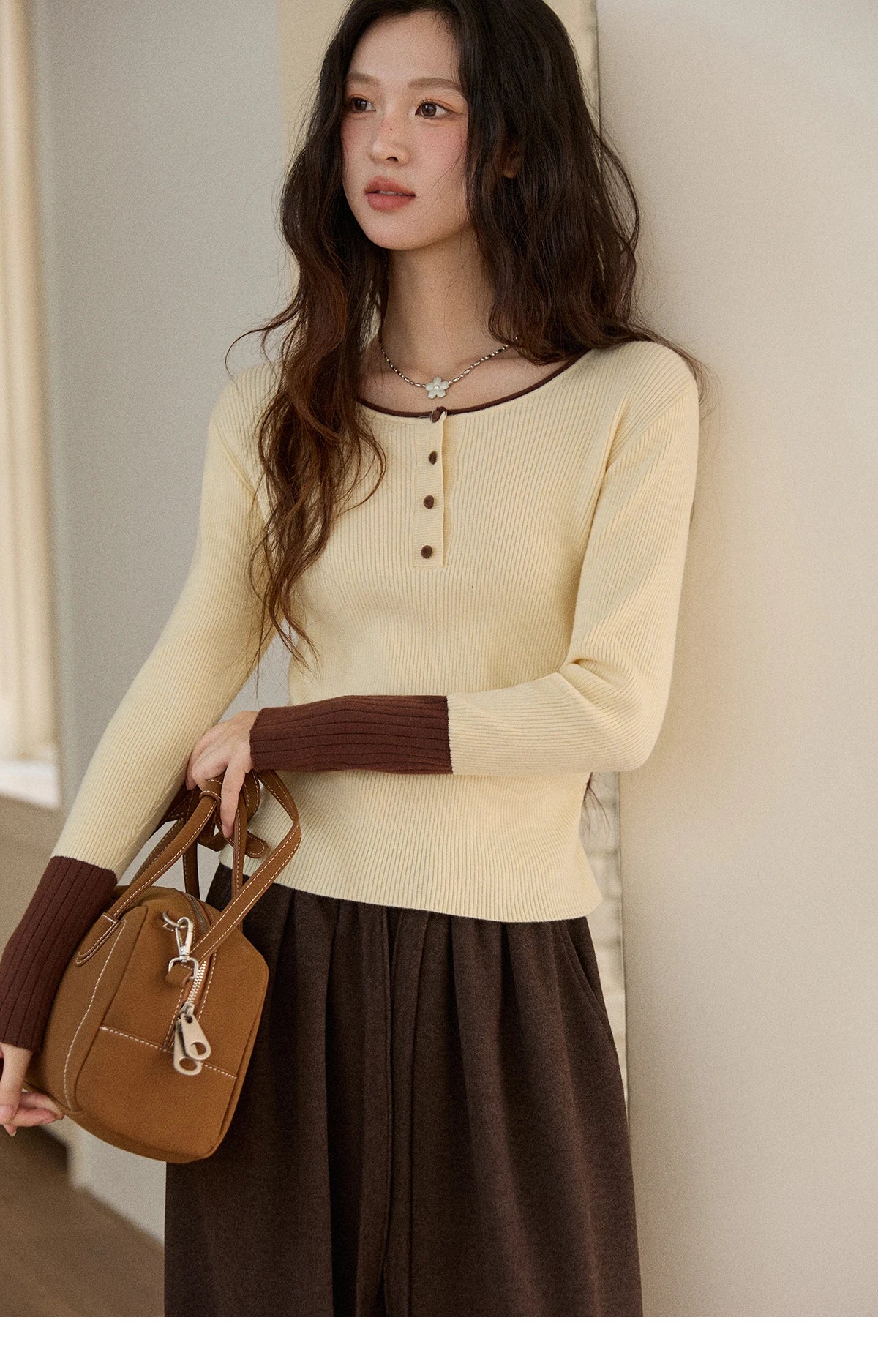 MISHOW Long Sleeves Sweater Women 2025 Winter New Retro Contrast Color Crew Neck Knit Top Comfortable Slim Sweater MXE89Z2639