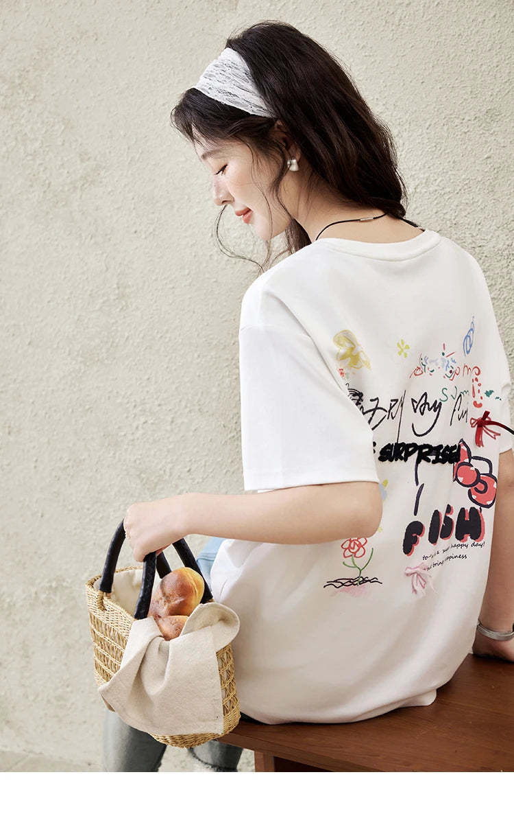 MISHOW Casual Graffiti T-shirt Women Summer 2025 Short Sleeve Round Neck Loose Shirts Female New Fashion Tops Lady MXE15T0475