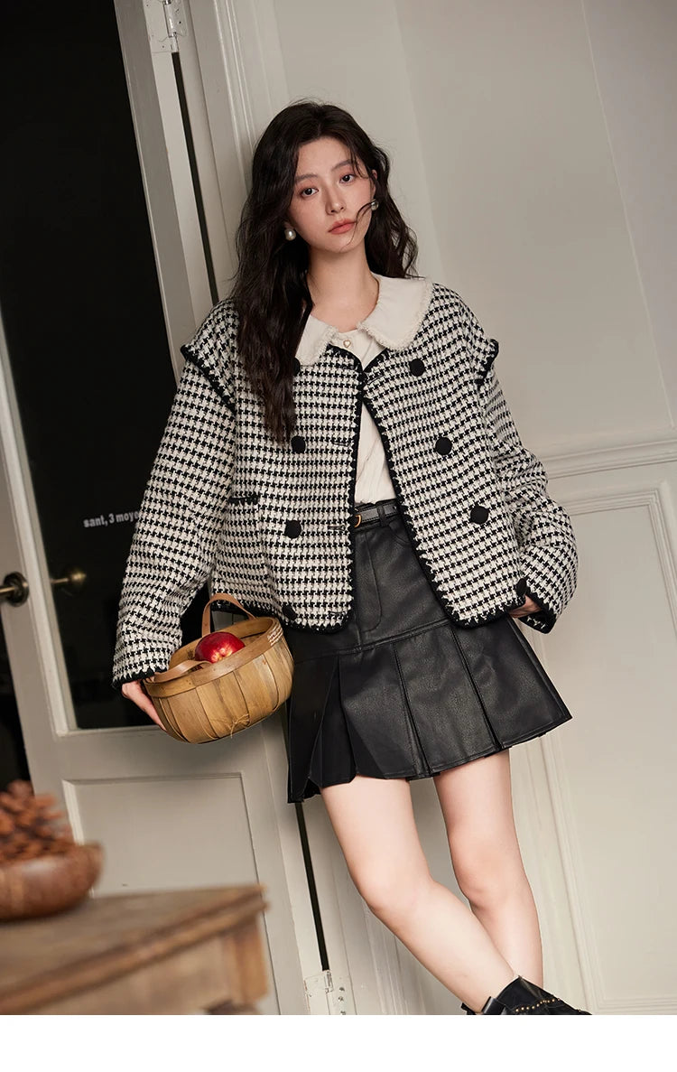 MISHOW Plaid Tweed Jacket Women Red Double Breasted Long Sleeve Tops 2024 Winter French Elegant Design Short Coat MXD56W0631