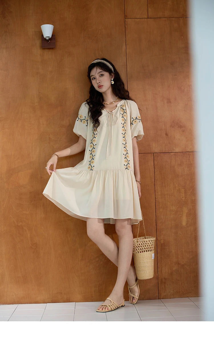 MISHOW  Women's Ethnic Dress 2024 Summer Korean Sunflower Embroidery Puff Sleeve Dress V Neck Lace-up Doll Dresses MXD30L1959
