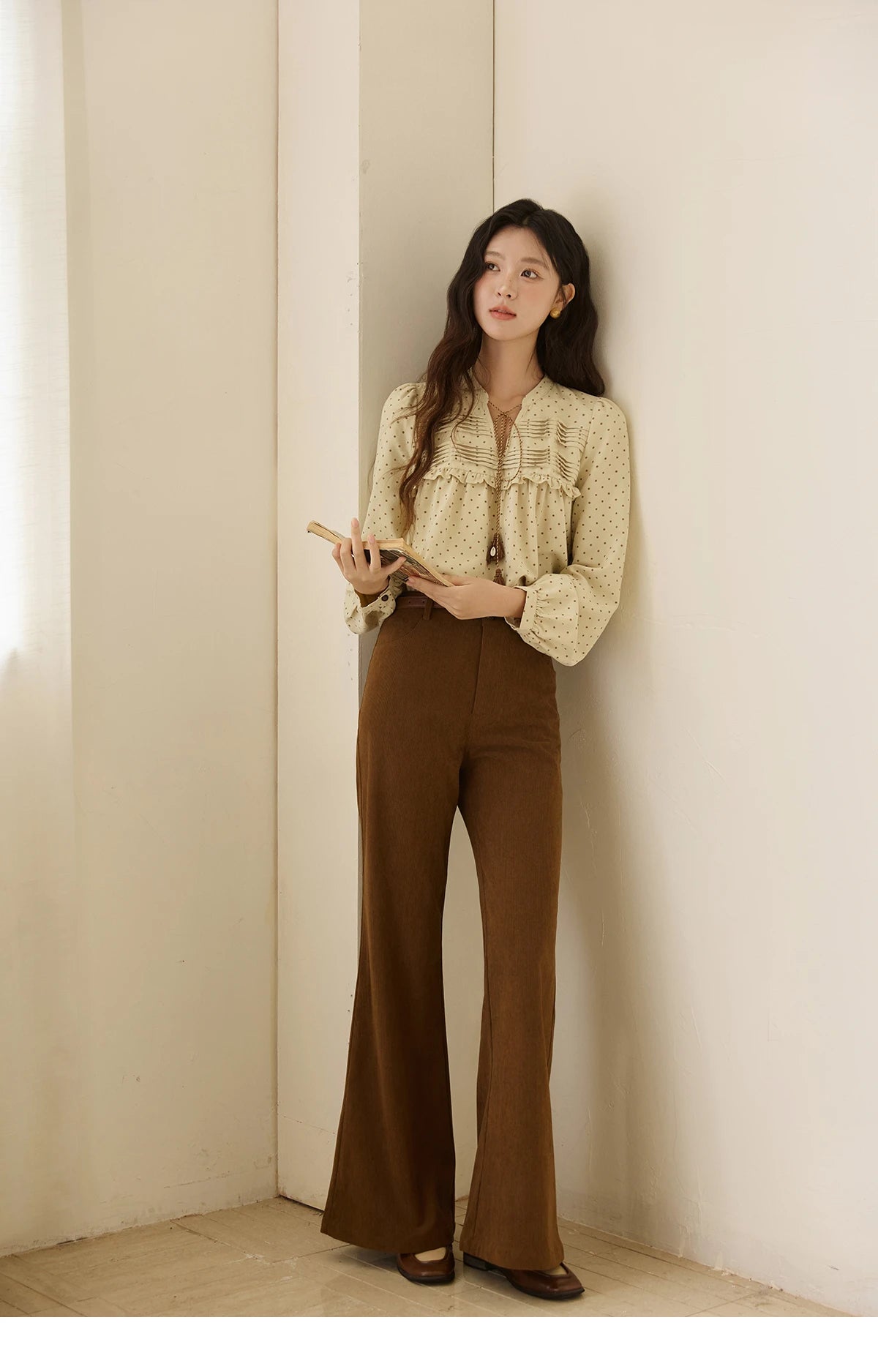 MISHOW Women's Polka Dot Ruffled Shirt 2025 Autumn Vintage Tie Tassel Round Neck Long-Sleeve Top Loose Casual Blouse MXE45X2477