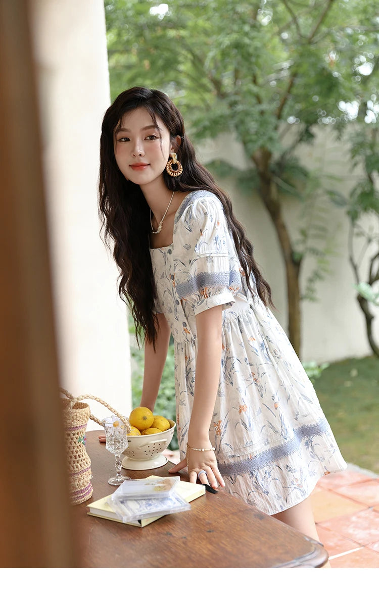 MISHOW Ink Wash Printed Fabric Dress for Women 2025 Summer French Oil Painting Square Neck Splicing Lace Doll Dresses MXD29L1932