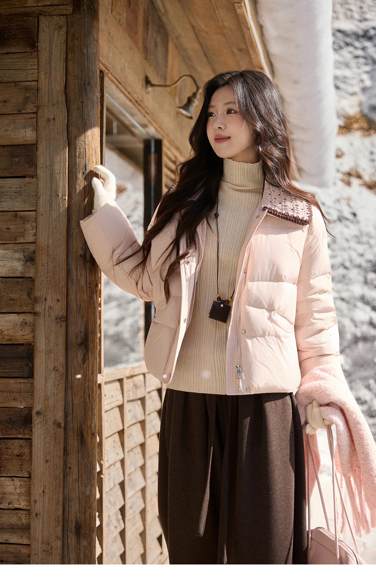 MISHOW Women's Sweet Knitted Lapel Collar Short Down Jacket 2025 Winter White Duck Down Single-Breasted Zipper Coat MXE94Y0094