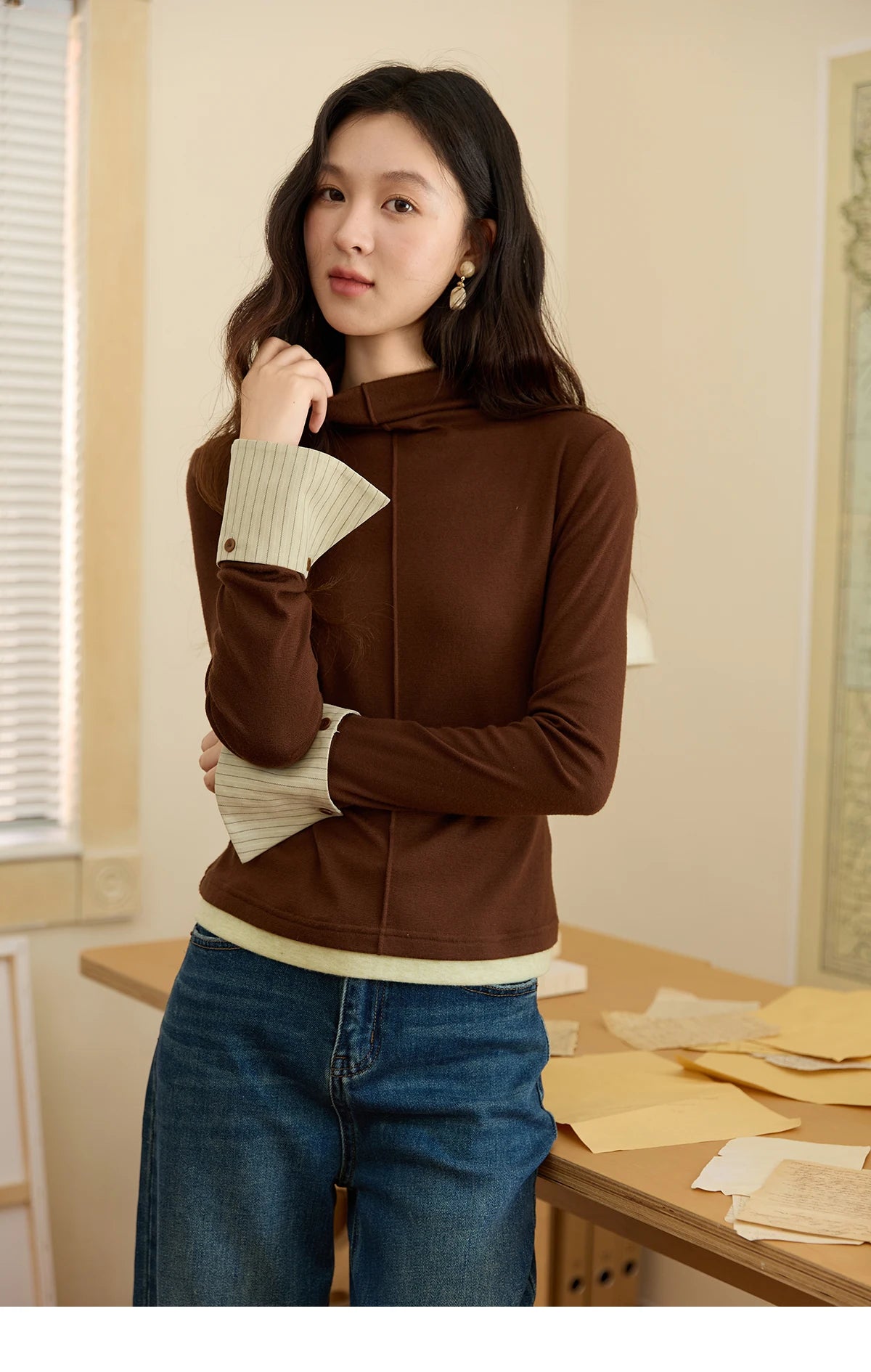 MISHOW Knitted Tops for Women 2025 Autumn New Apricot Stand Collar Long Sleeves Slim Fit with Detachable Cuffs Tops  MXE49Z2532