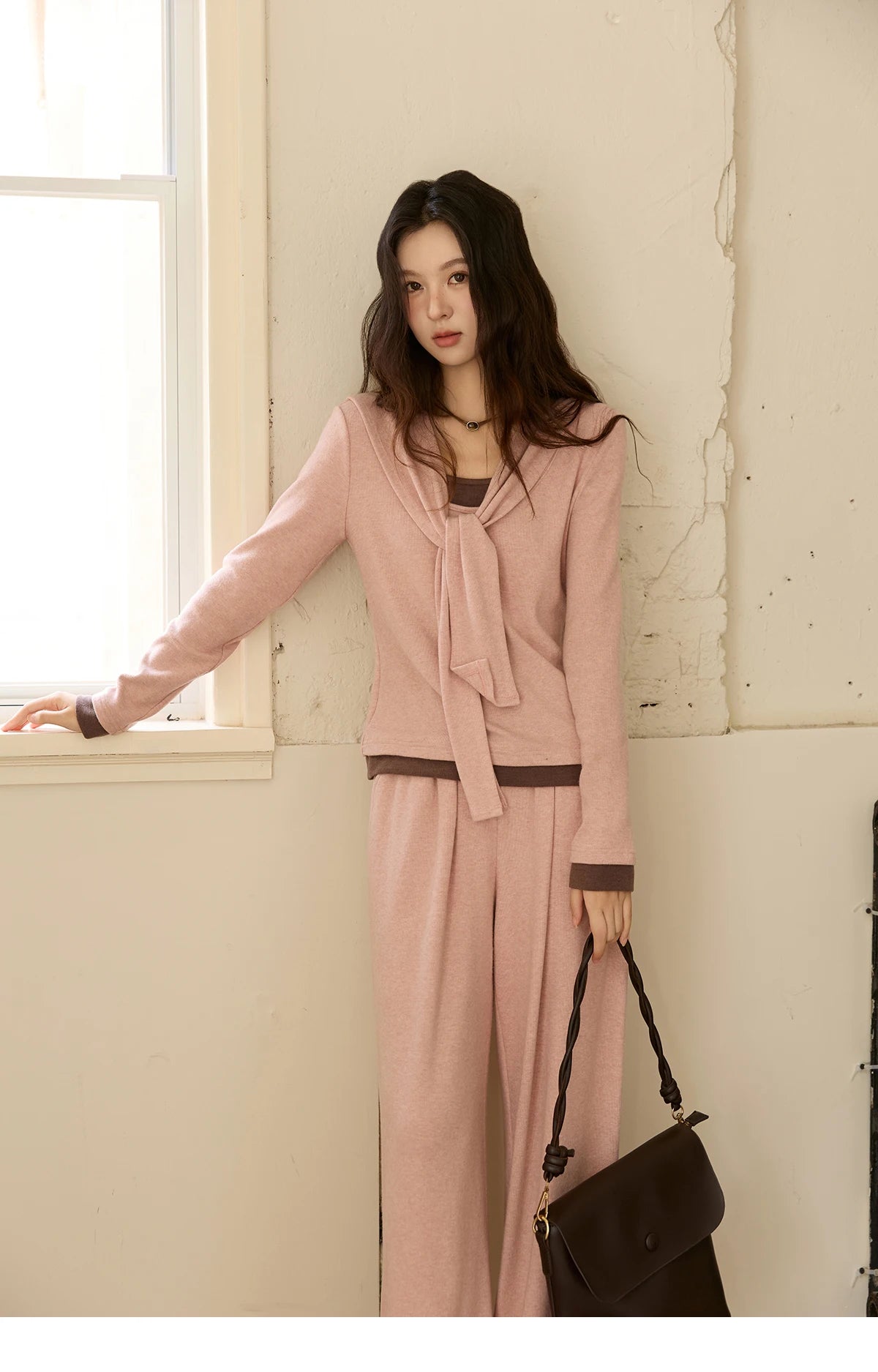 MISHOW Woman Slim Fit Long Sleeve Top 2025 Autumn Retro Solid O-neck Shawl Pullover Casual Knit Top Woman Clothes MXE89T1419