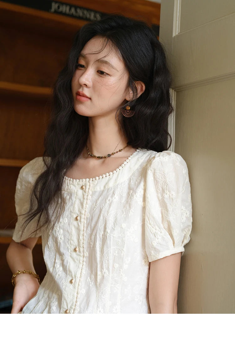 MISHOW Embroidery Cotton Shirt for Women 2025 Summer Fashion French Style Puff Sleeve Button Shirt Women's Clothing MXE39X1979