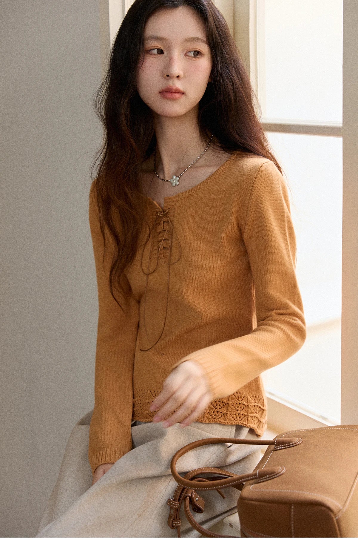 MISHOW Woman Beige Knit Top 2025 Winter Contrast Color French Style Hem Hollow Crochet Sweater Slim Long Sleeves Top MXE89Z2634