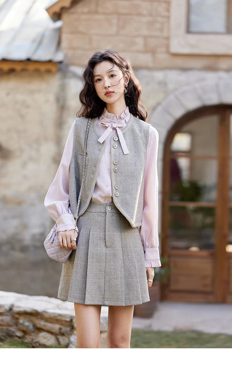 MISHOW Korean Woolen Texture Vest Short Skirt Separately Spring Outfit V-neck Vest Coats Slim A-line Pleated Skirts MXE13W0708