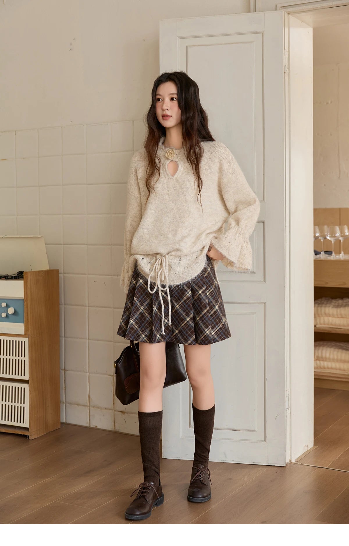 MISHOW Apricot Drawstring Waist Pullovers Women 2025 Winter New Luxury Three-dimensional Flower Hollow Out Sweater MXE88Z2709