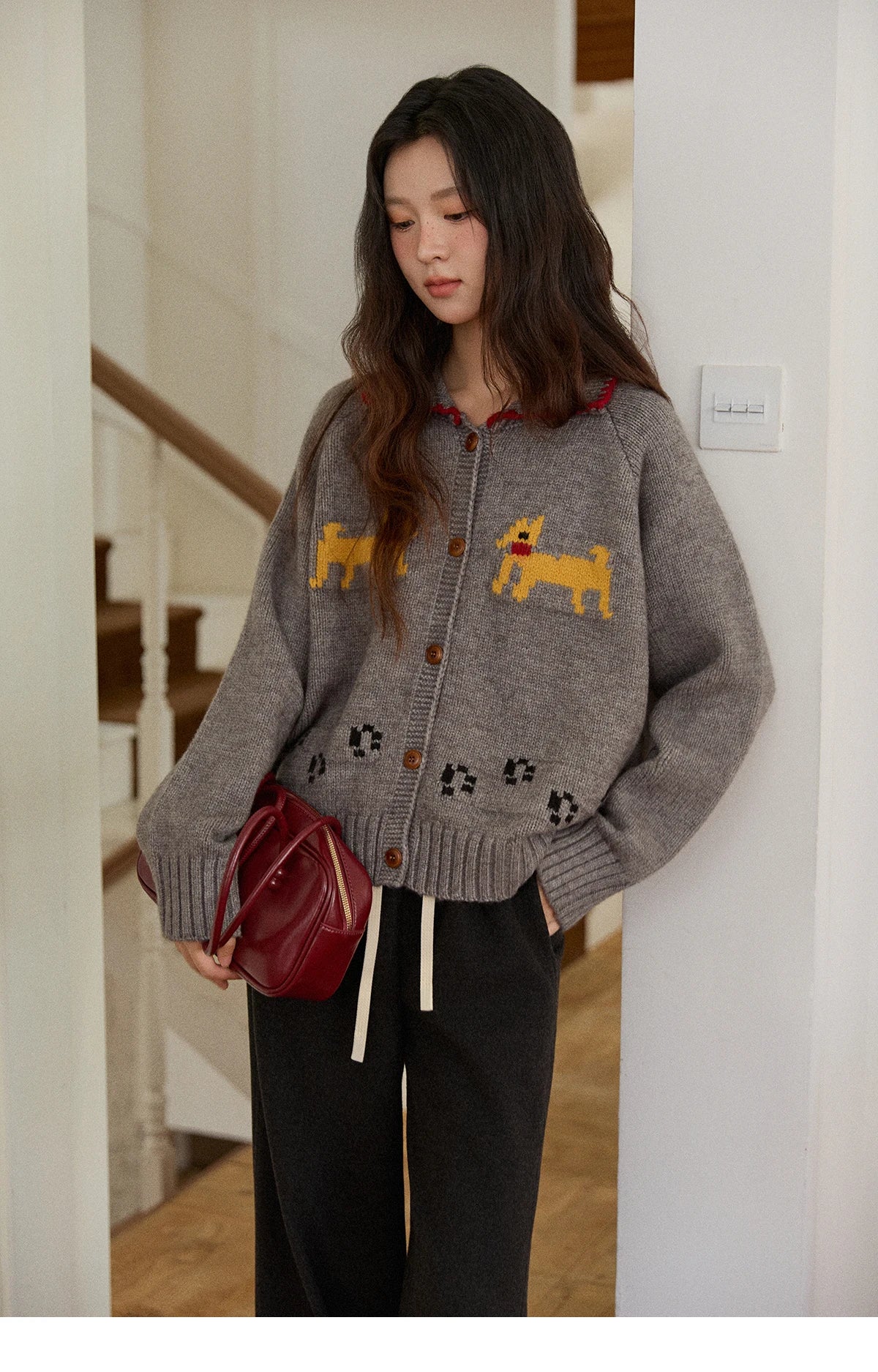 MISHOW Dog Cartoon Jacquard Knitted Cardigan for Women 2025 Loose Retro Turn-down Collar Casual Women's Sweaters MXE86Z2727