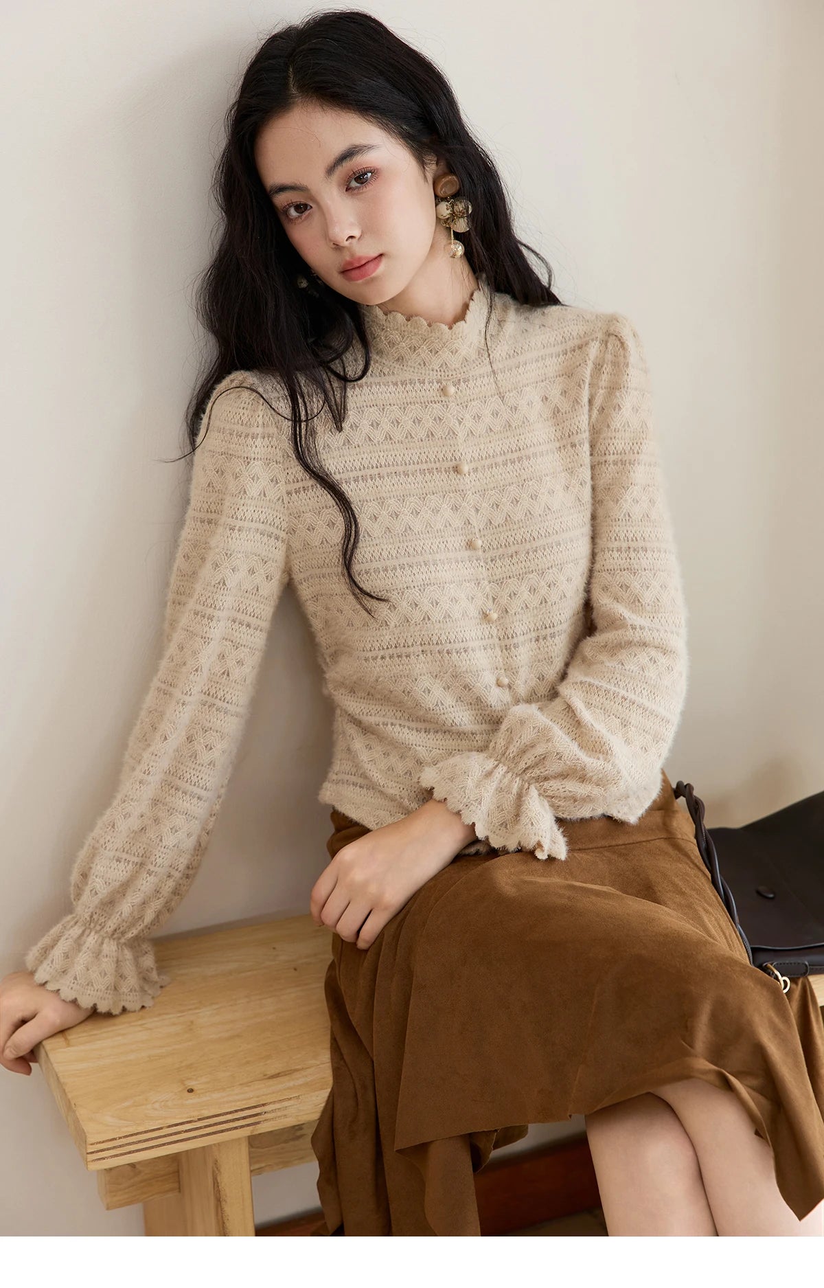 MISHOW Women's Casual Shirt 2025 Autumn Design Sense Elegant Lace Shirt New Half-high Collar Waist Slit Slim Tops MXE48X2501