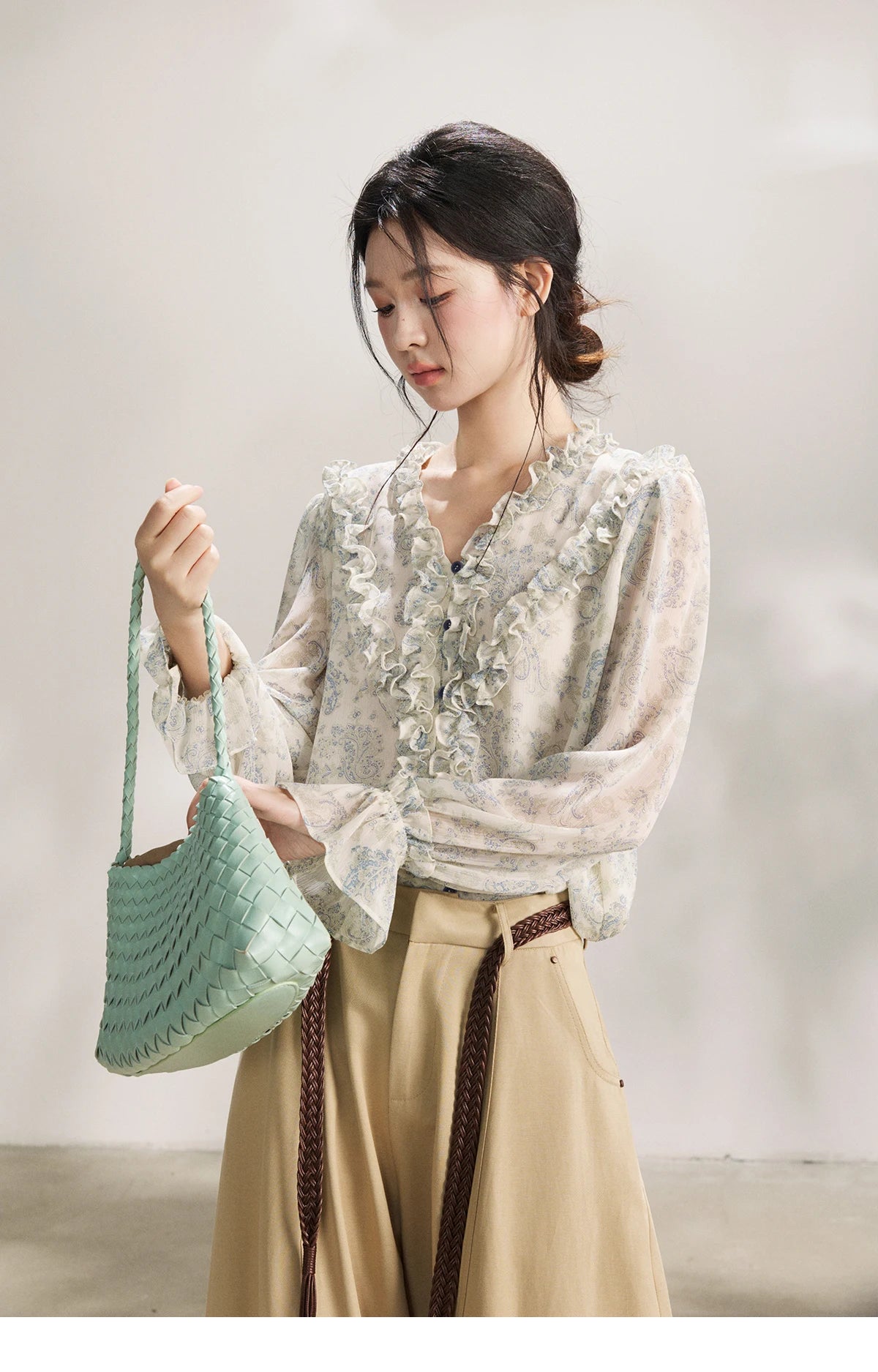 MISHOW Women's Khaki Wide Leg Pants 2026 Spring High Waist Belted Pants Rear Fake Pocket Design Casual Loose Trousers MXF13K1237