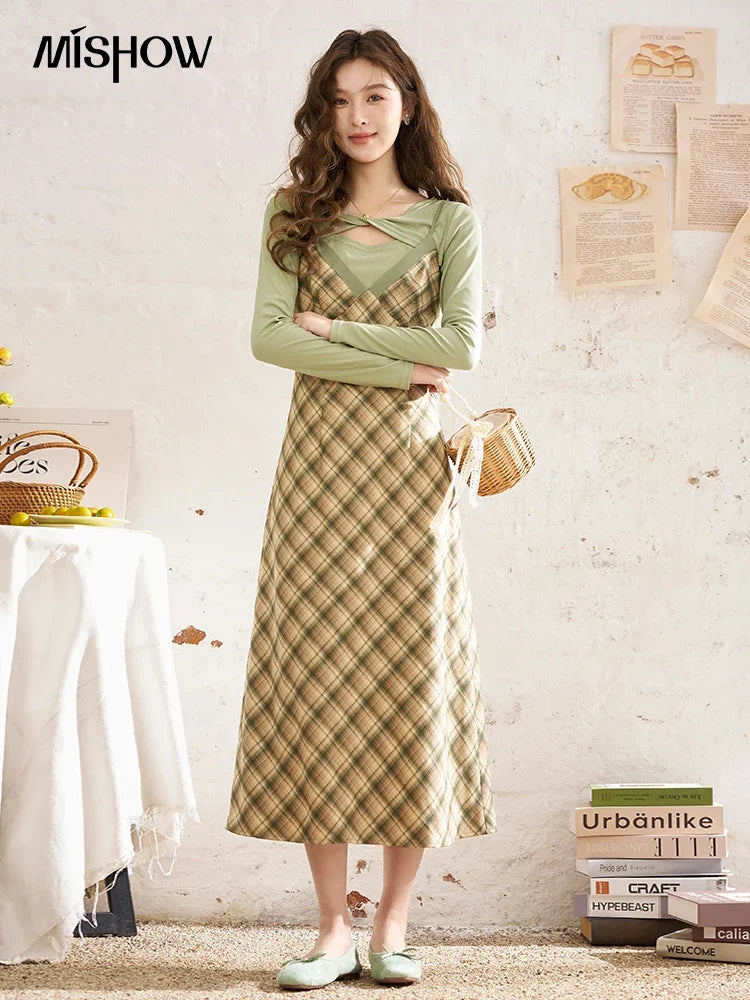 MISHOW Hollow Knitted T-shirt Plaid Contrast Straight Tube Suspender Midi Dress Separately Women 2024 Office Lady MXD14L1679