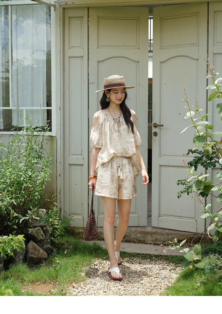 MISHOW Women's Two Piece Set 2025 Summer New Casual Bohemian Print Top Beaded Tassel Drawstring Pocket Shorts Set MXE39T0723