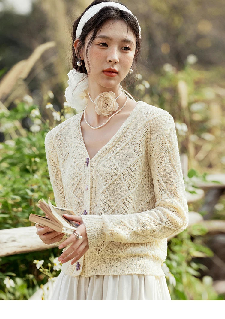 MISHOW Square Pattern Knitted Sweater for Women Spring Summer 2025 V-neck Tops Colorful Starfish Buckle Lazy Cardigan MXE16Z1213