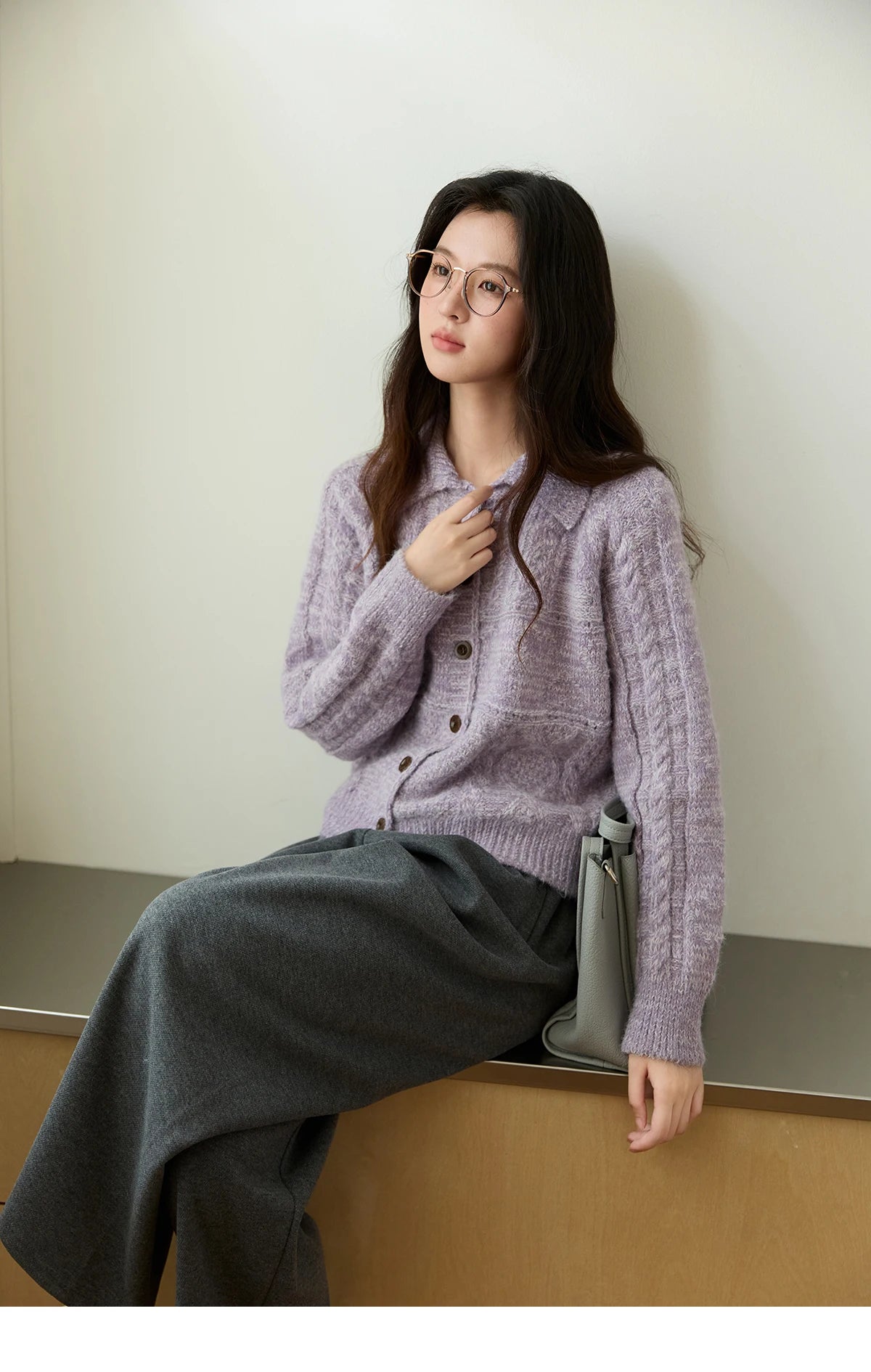 MISHOW Knitted Cardigan Women 2025 Autumn Winter Simple Turn-down Collar Loose Comfortable Single-breasted Sweater MXE48Z2611