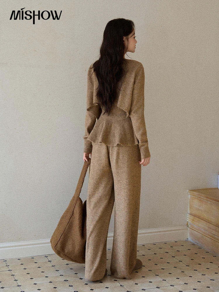 MISHOW Khaki Knitted Three-Piece Winter Set for Woman RetroThree-Dimensional Floral Camisole Cardigan Wide-Leg Pants MXE87T1449