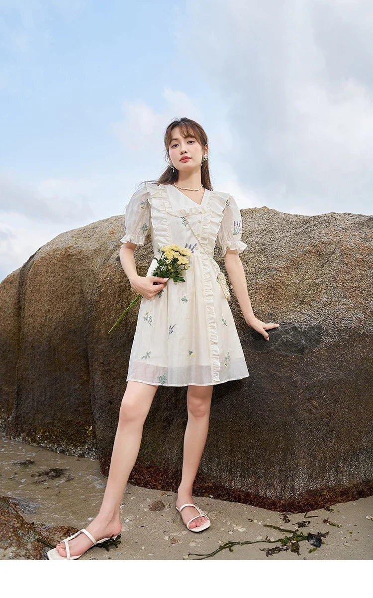 MISHOW Elegant Fairycore Embroidery Flower Dresses 2025 Summer A-line Flare Sleeve Ruffles Sweet Knee-Length Dresses MXC38L1518
