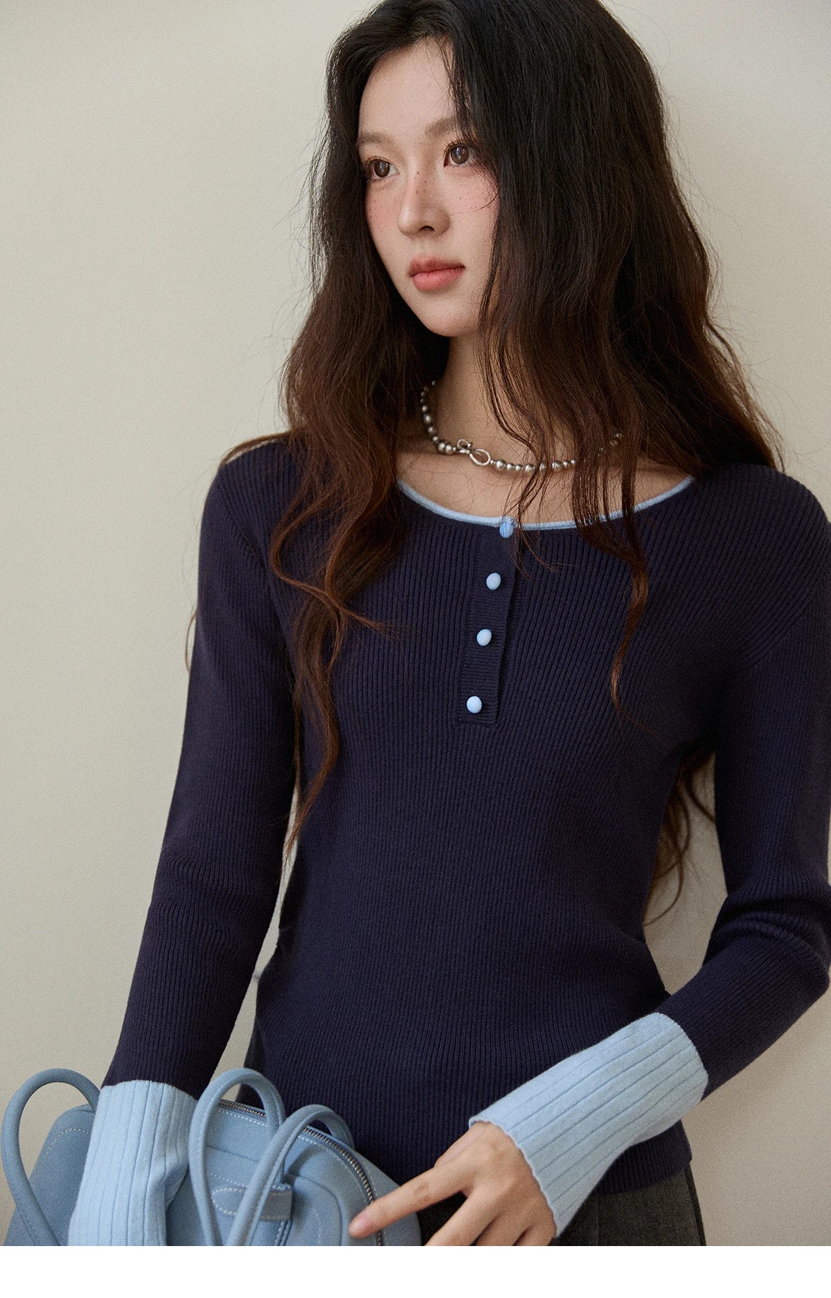MISHOW Long Sleeves Sweater Women 2025 Winter New Retro Contrast Color Crew Neck Knit Top Comfortable Slim Sweater MXE89Z2639