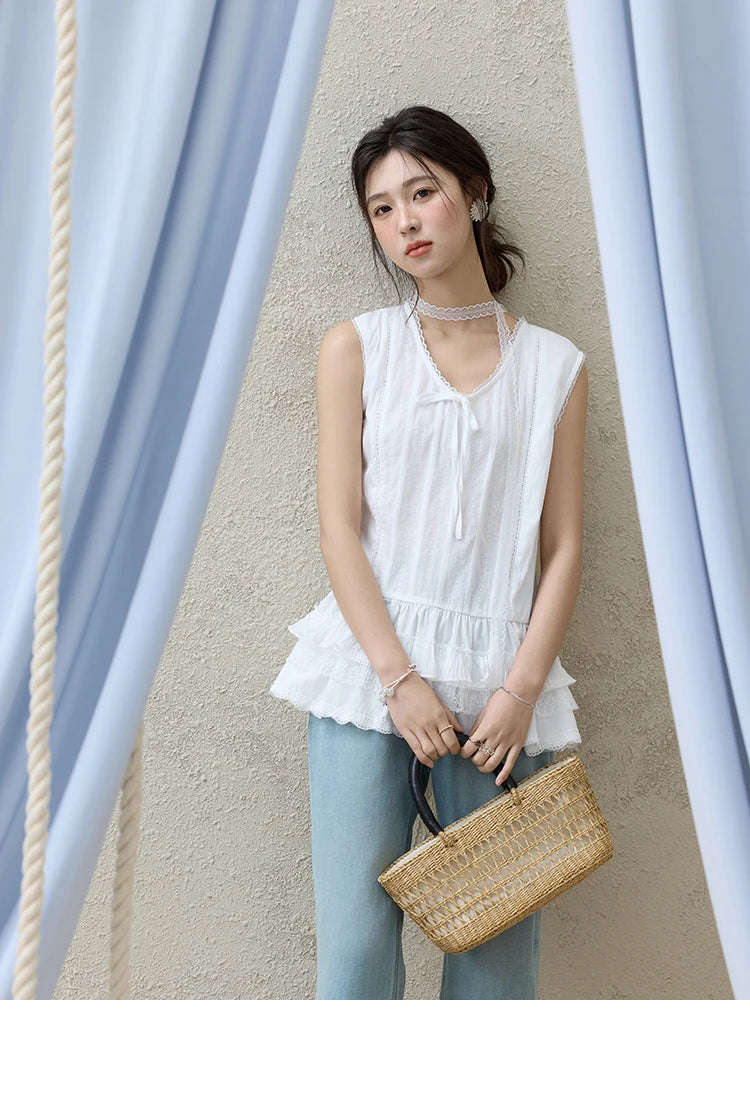 MISHOW Versatile Summer Vest Women 2025 New Solid V-neck Lace Cake Hem Sleeveless Vests Female Fashion Straight Tops MXE31X1779