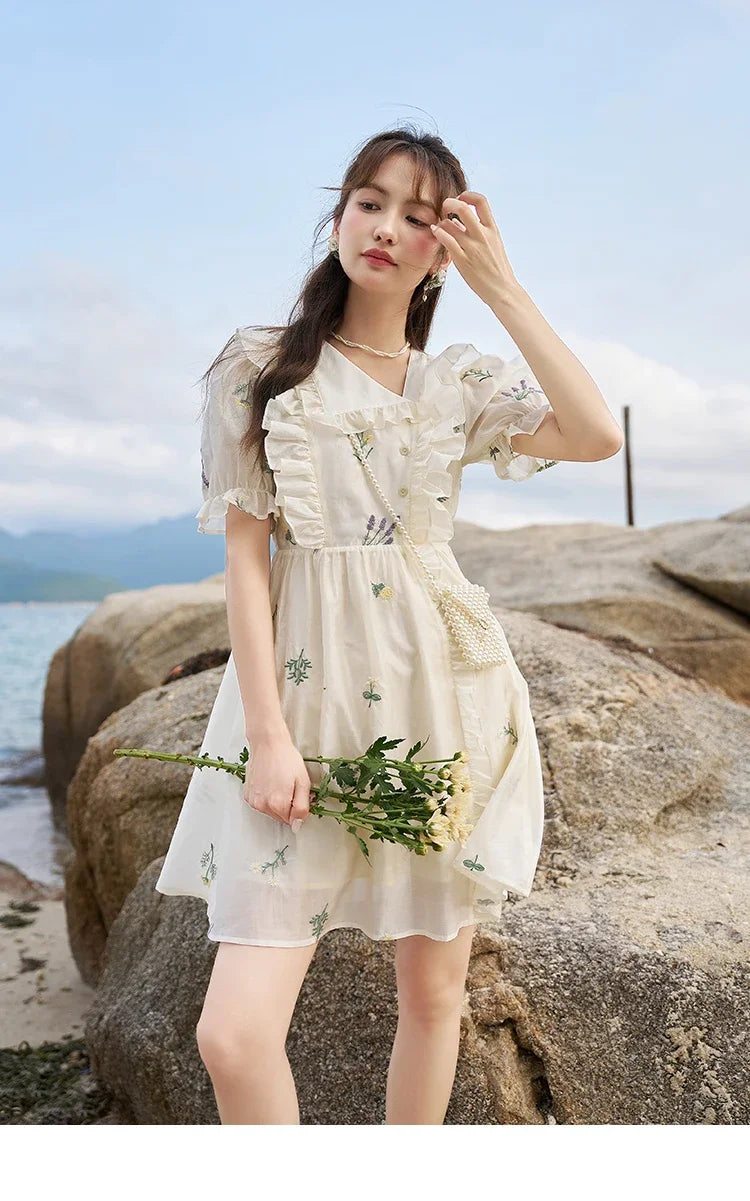 MISHOW Elegant Fairycore Embroidery Flower Dresses 2025 Summer A-line Flare Sleeve Ruffles Sweet Knee-Length Dresses MXC38L1518