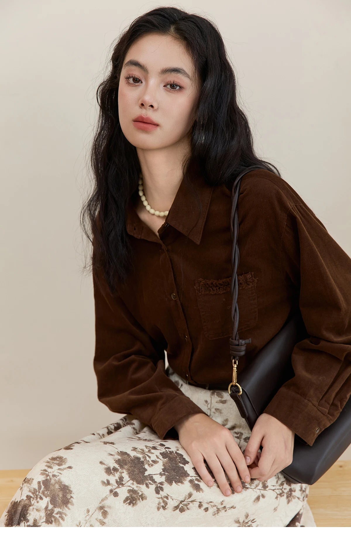 MISHOW Brown Corduroy Shirt Women 2025 Retro Long Sleeves Raw Edge Pocket Loose Casual Shirt Autumn Women's Tops MXE47C2419