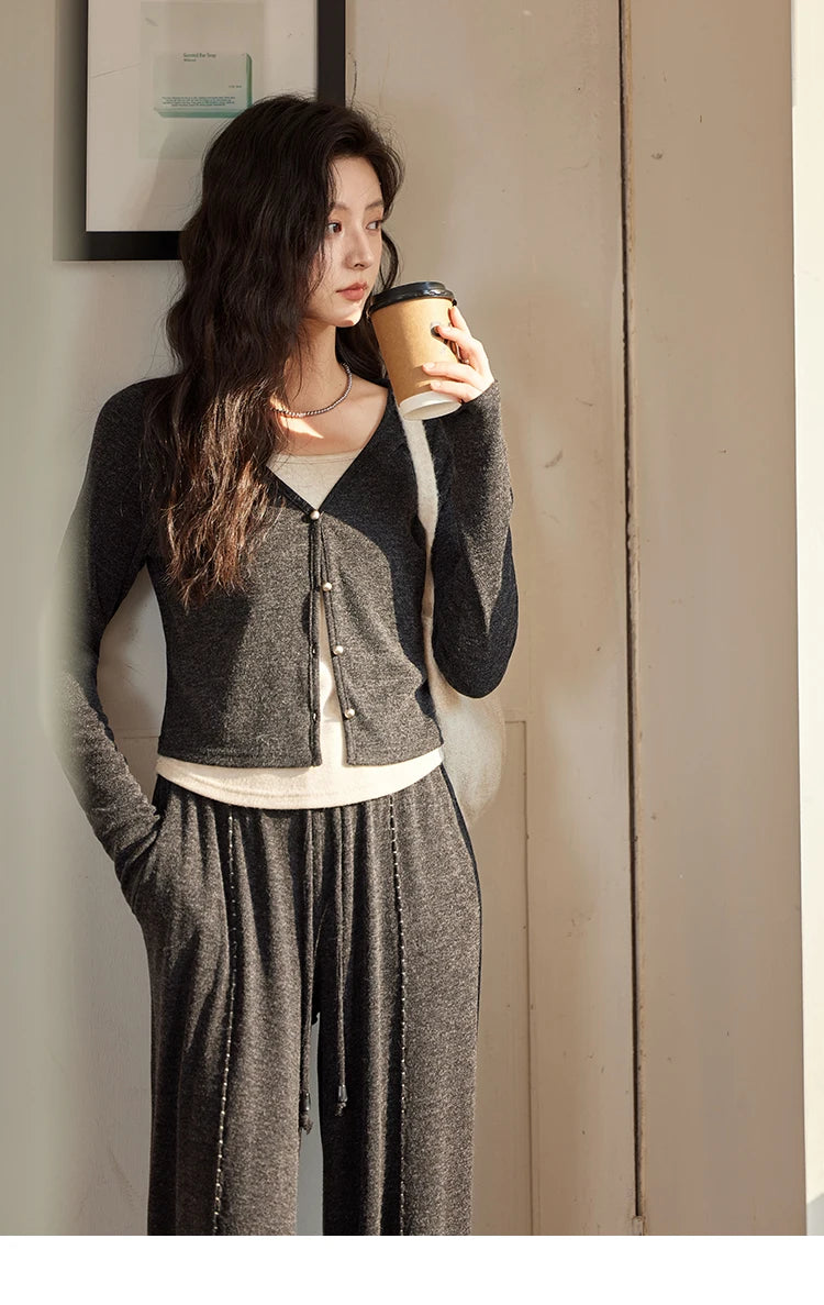 MISHOW Women Casual False Two Pieces Splicing Knit Wide-legged Pants Separately 2024 Fall Winter Elastic Waist Pants MXD35Z0877