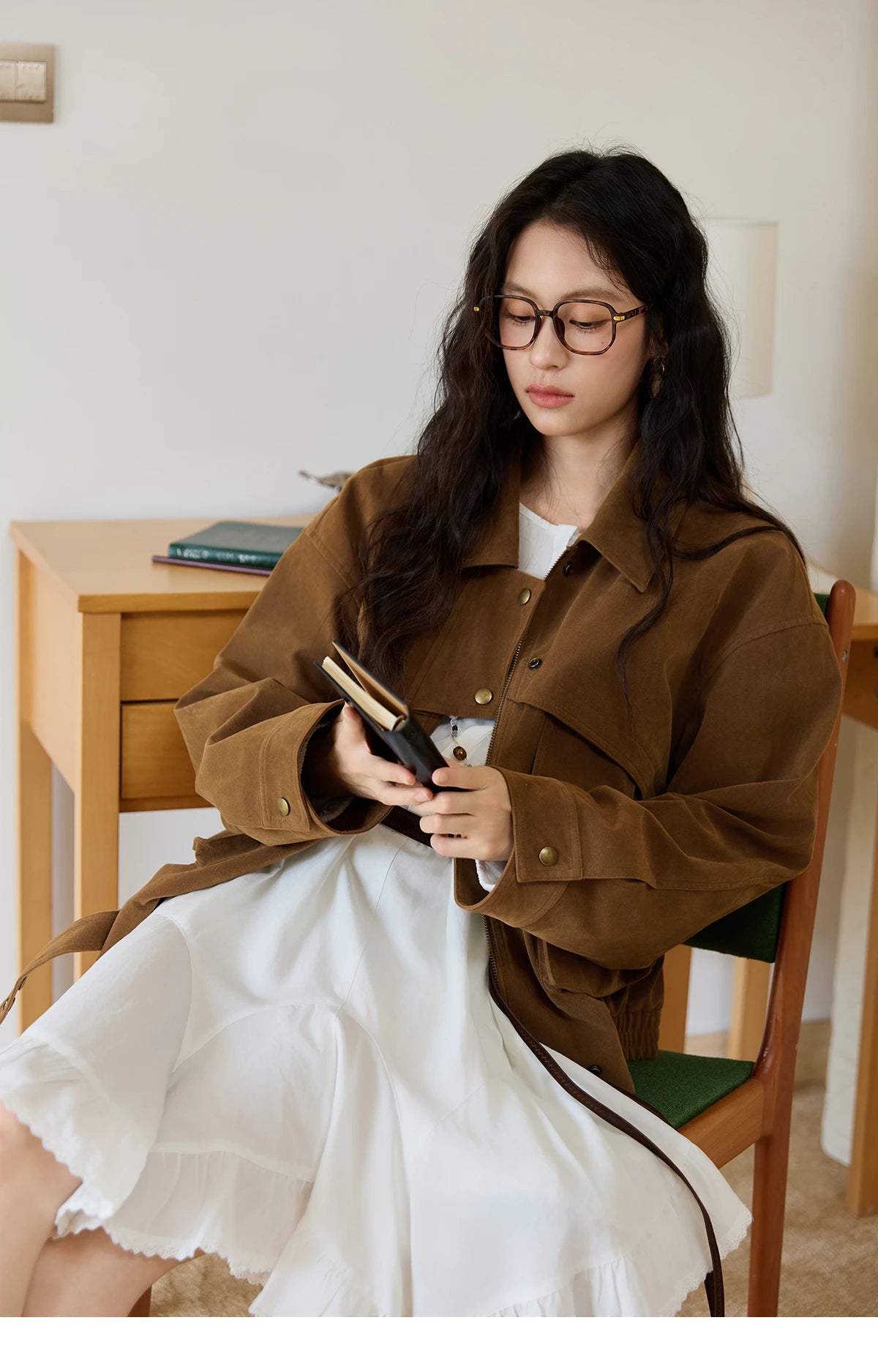 MISHOW Suede Retro Brown Jacket for Women Autumn Winter 2025 Pocket Zipper Loose Coats Lapel Wide-waisted Casual Coat MXE46W0866