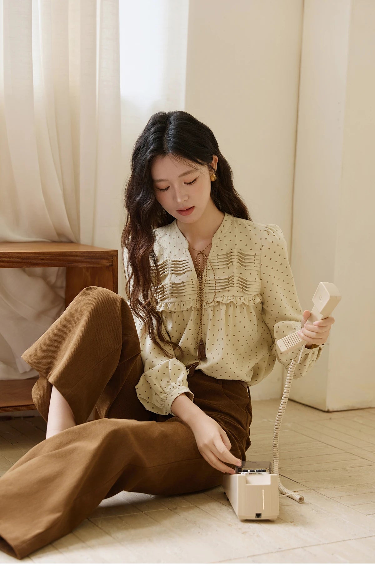 MISHOW Women's Polka Dot Ruffled Shirt 2025 Autumn Vintage Tie Tassel Round Neck Long-Sleeve Top Loose Casual Blouse MXE45X2477